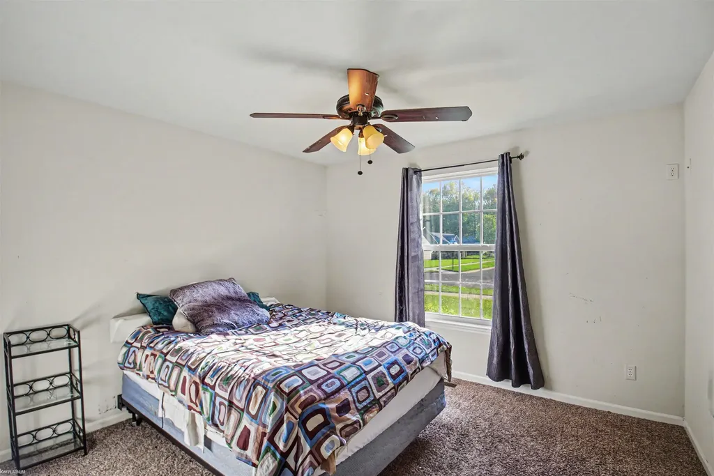 9533 Amy Road Algonac City MI 48001