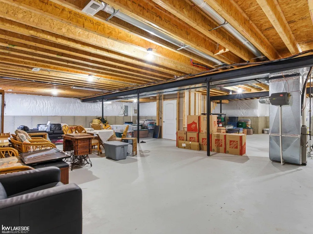 7172 Venturi Drive Washington Township MI 48094