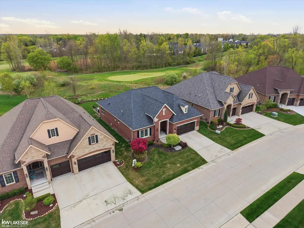 7172 Venturi Drive Washington Township MI 48094