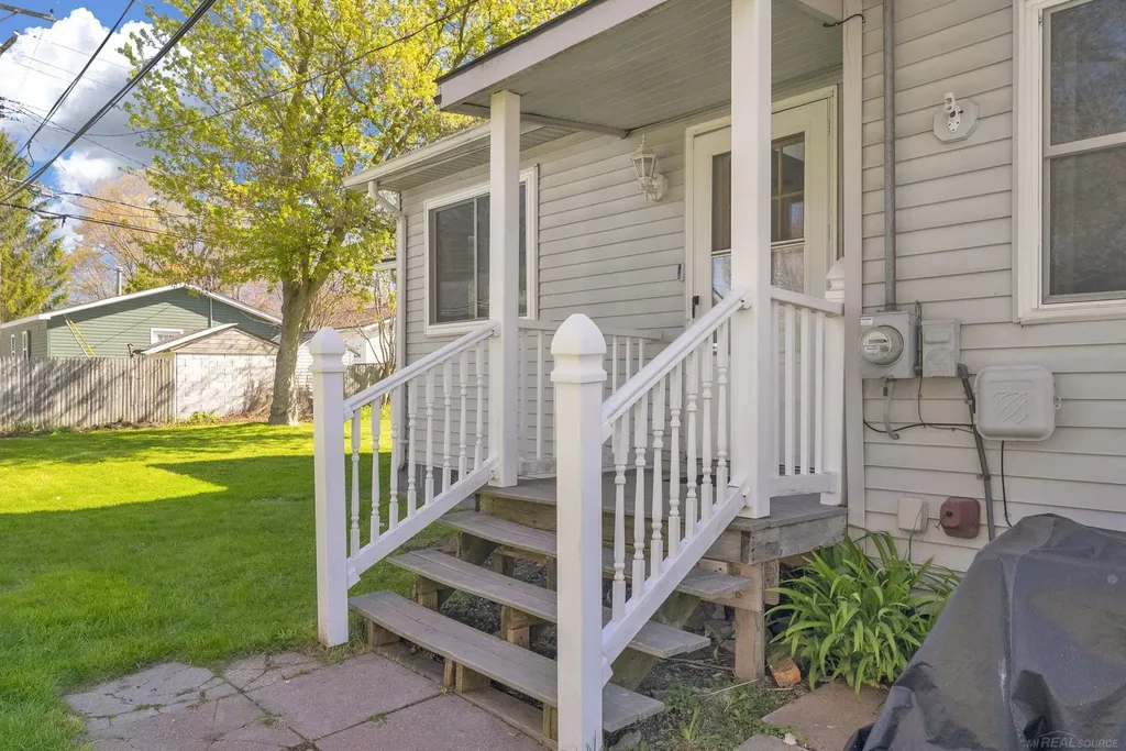 7329 Elm Road Worth Township MI 48450