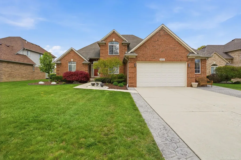 29043 Bay Pointe Drive Chesterfield Township MI 48047