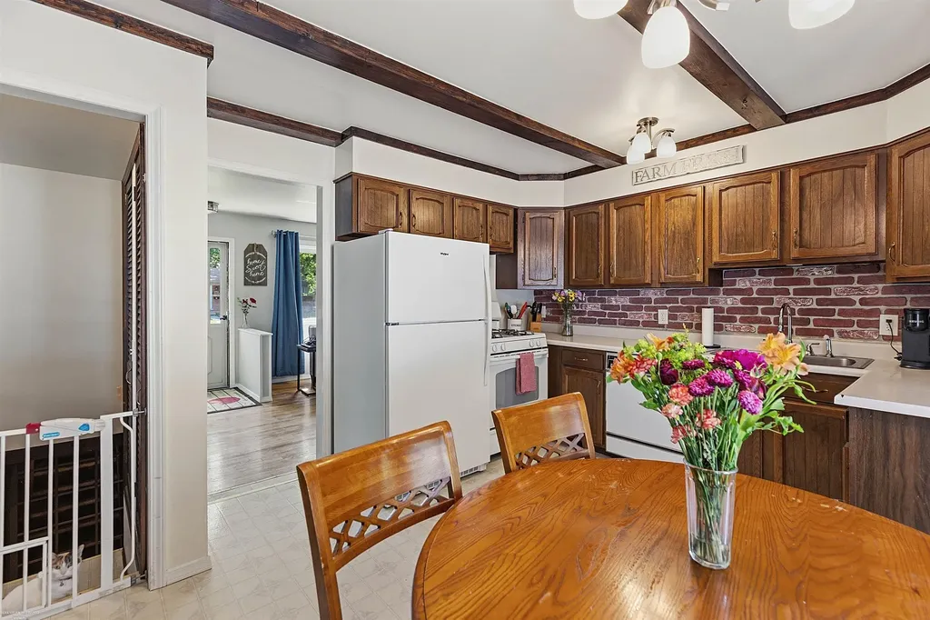 33753 Cheryl Street Clinton Charter Township MI 48035