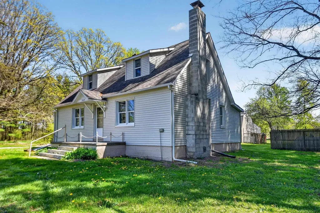 15029 Terry Road Berlin Township MI 48002