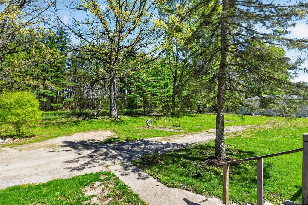 15029 Terry Road Berlin Township MI 48002