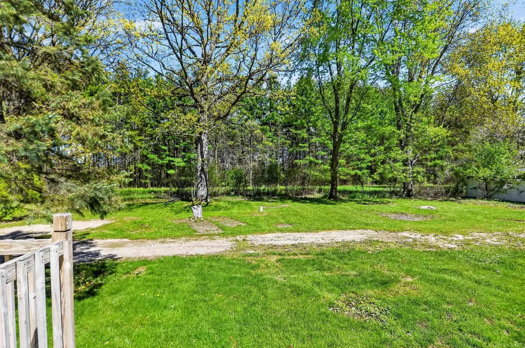 15029 Terry Road Berlin Township MI 48002