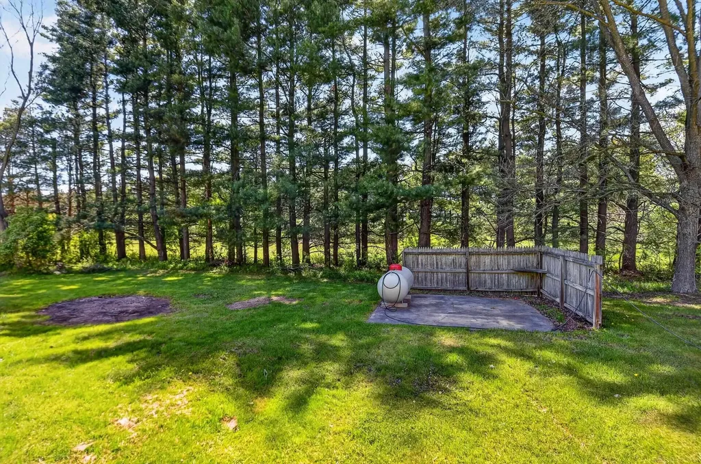 15029 Terry Road Berlin Township MI 48002