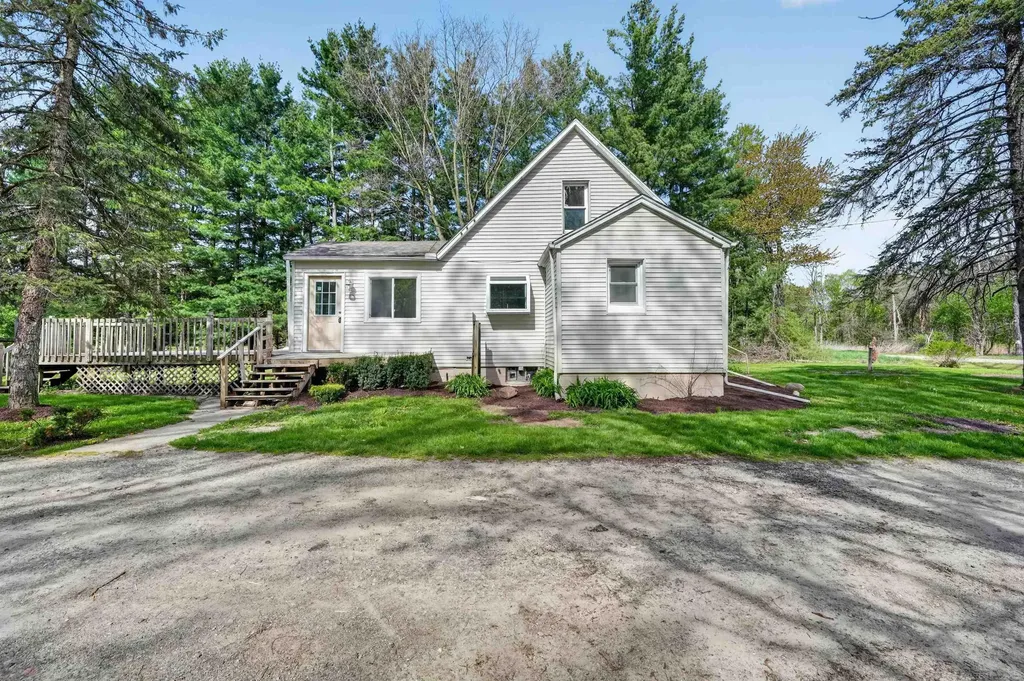 15029 Terry Road Berlin Township MI 48002