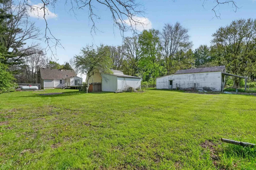 15029 Terry Road Berlin Township MI 48002