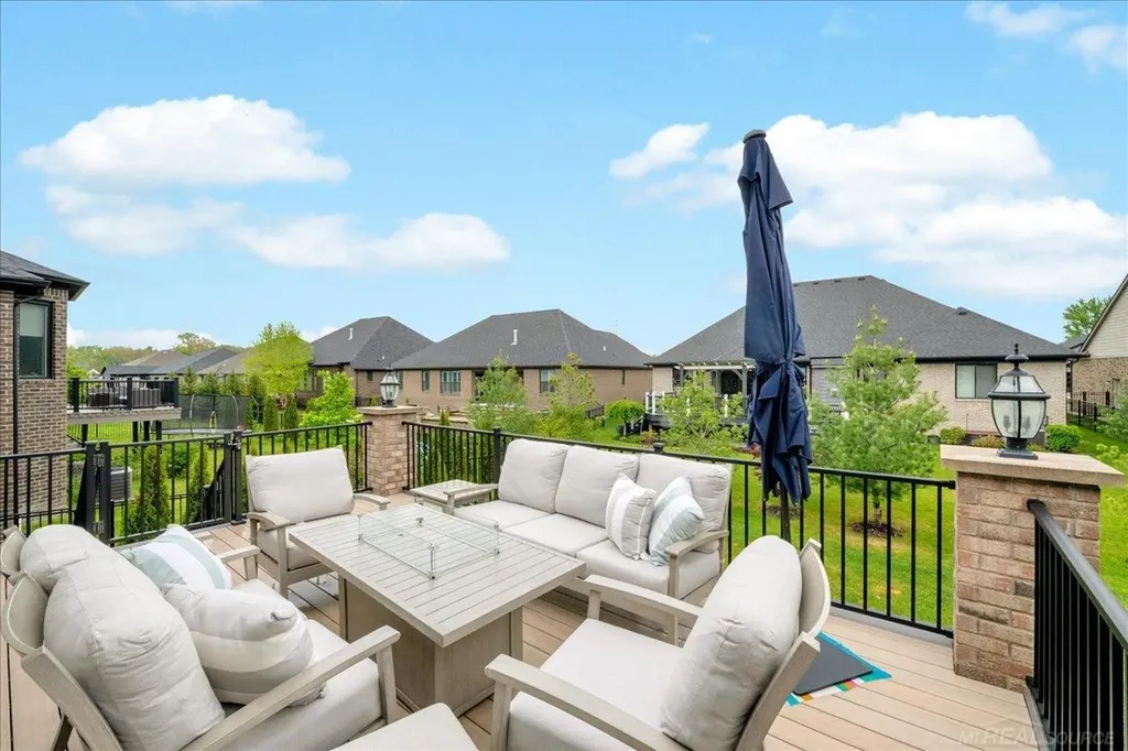 21972 E Majestic Drive Macomb Township MI 48044