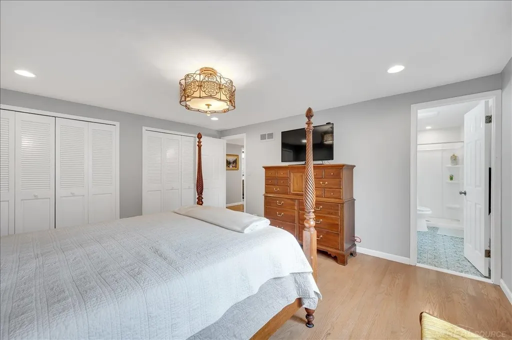 55767 Sandy Lane Shelby Charter Township MI 48316