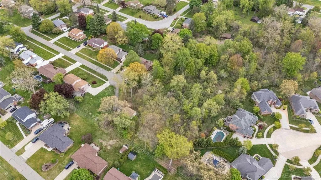 55767 Sandy Lane Shelby Charter Township MI 48316