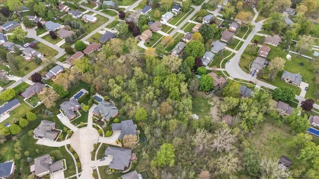 55767 Sandy Lane Shelby Charter Township MI 48316