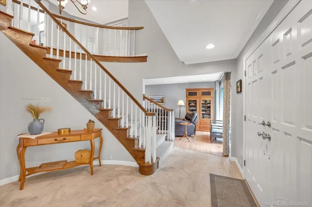 55767 Sandy Lane Shelby Charter Township MI 48316