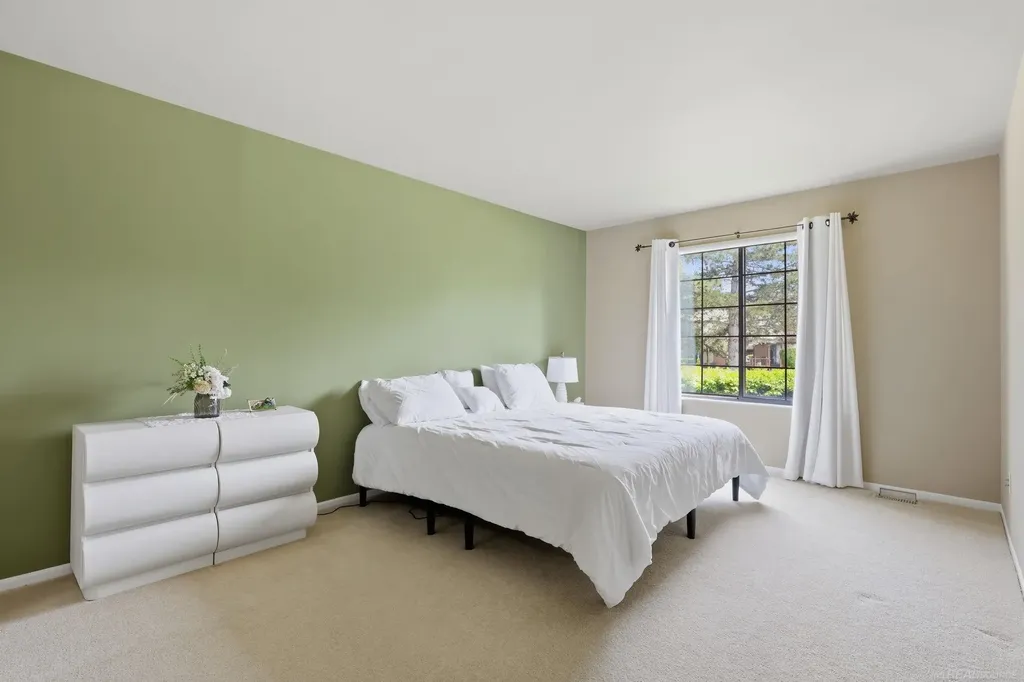 279 Meadow Bridge Drive Rochester Hills City MI 48307