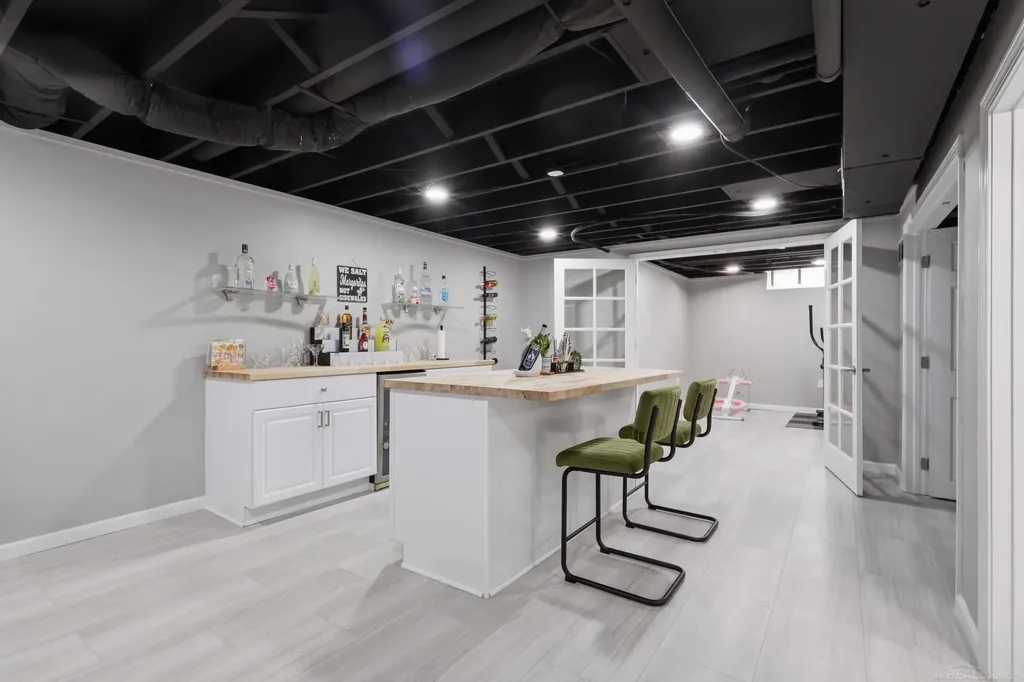 279 Meadow Bridge Drive Rochester Hills City MI 48307
