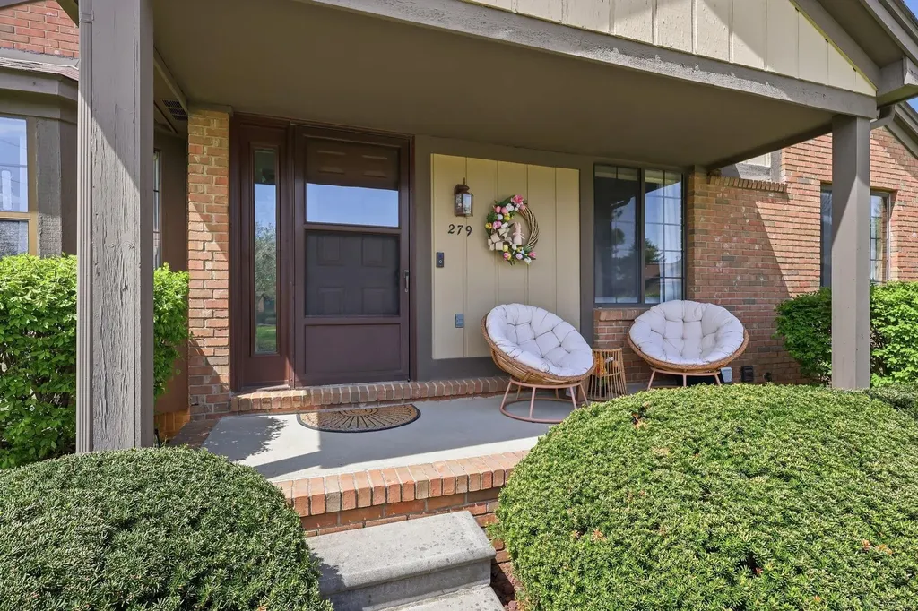 279 Meadow Bridge Drive Rochester Hills City MI 48307