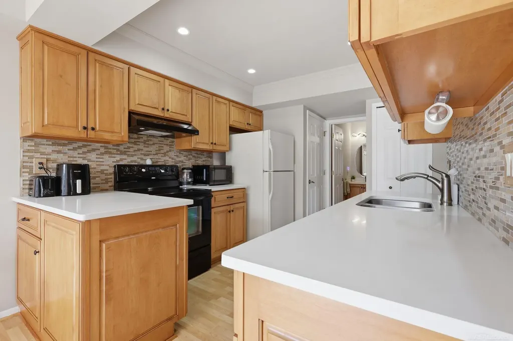 279 Meadow Bridge Drive Rochester Hills City MI 48307