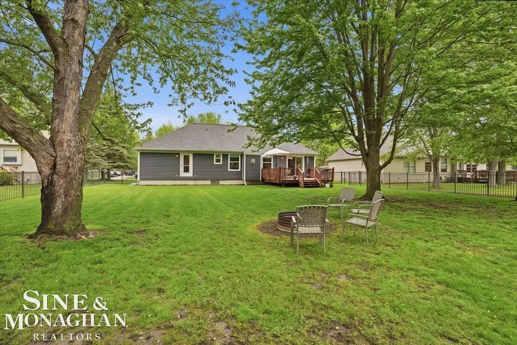 2109 Ash Street St. Clair City MI 48079
