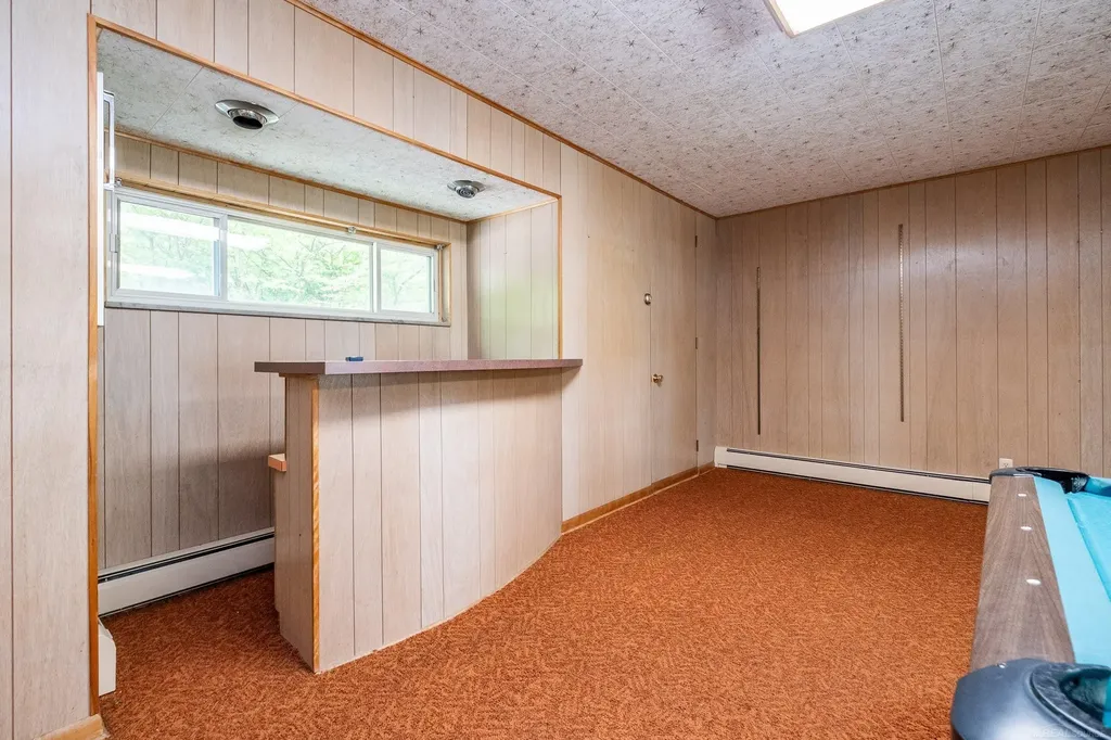 2800 Tewksbury Drive Troy City MI 48098