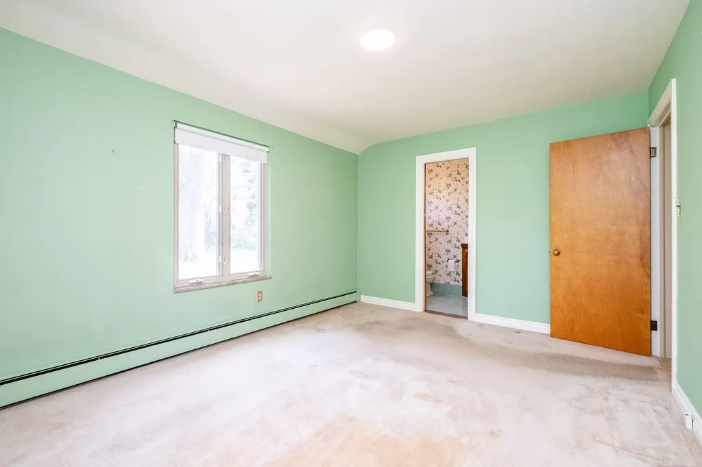 2800 Tewksbury Drive Troy City MI 48098