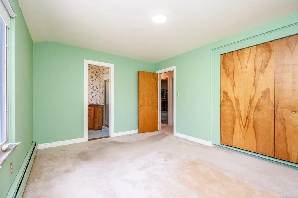 2800 Tewksbury Drive Troy City MI 48098