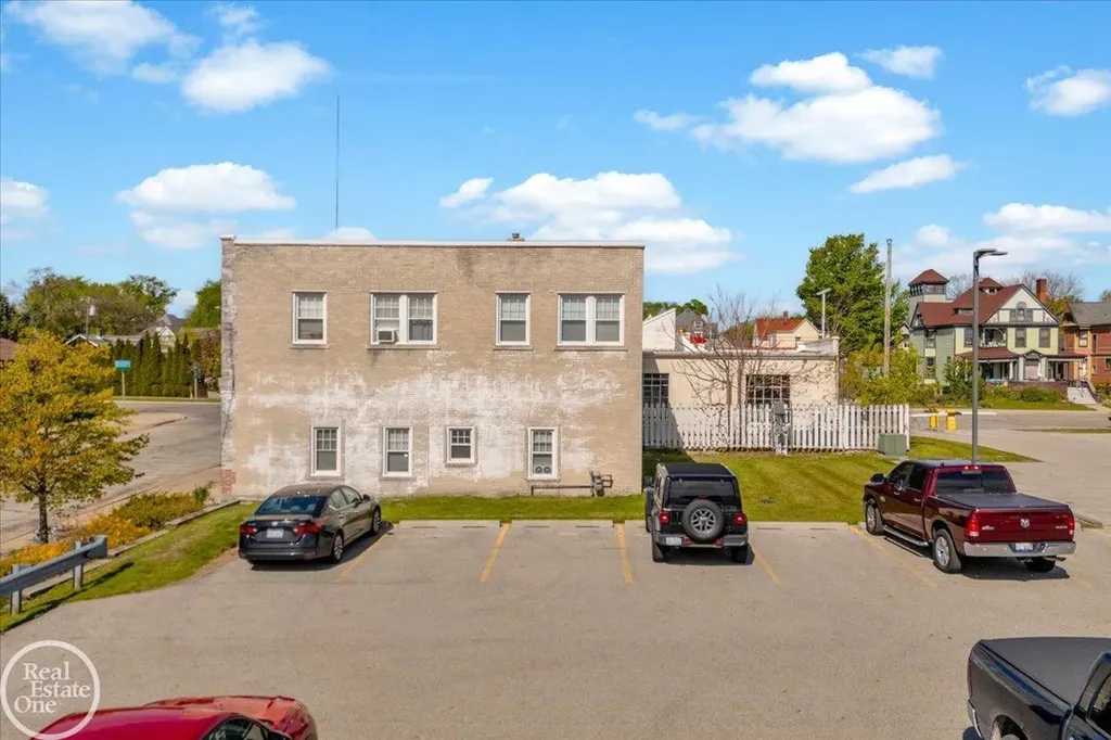 1522 Military Street Port Huron City MI 48060