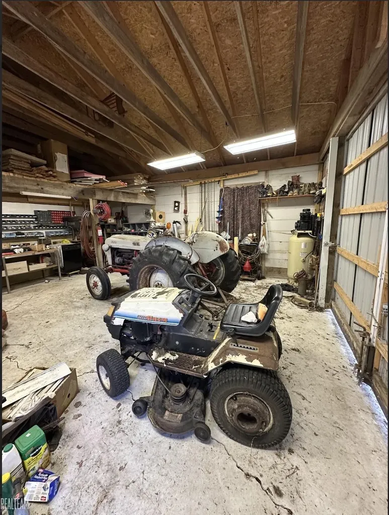 16865 Grace Harbor Road Millersburg Village MI 49759