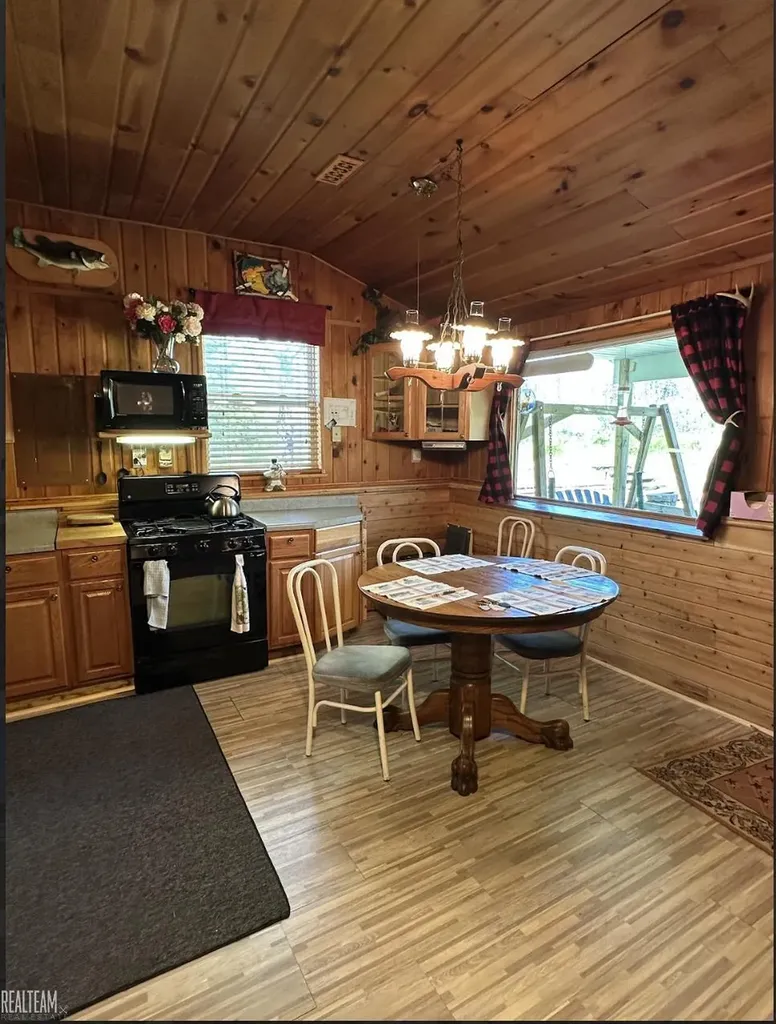 16865 Grace Harbor Road Millersburg Village MI 49759