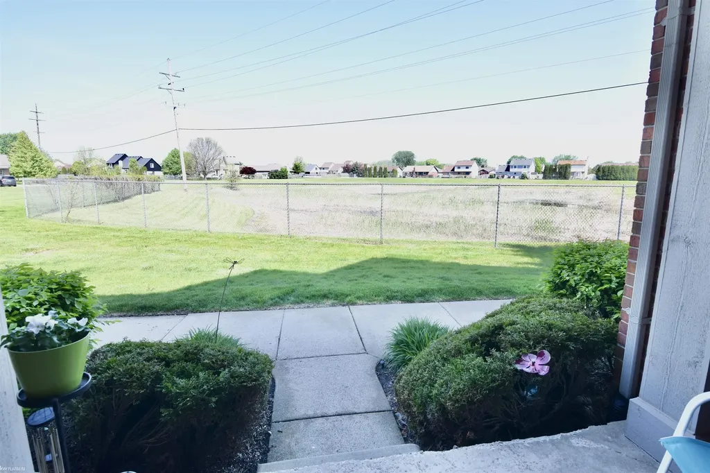 28781 Berwick Court Chesterfield Township MI 48047