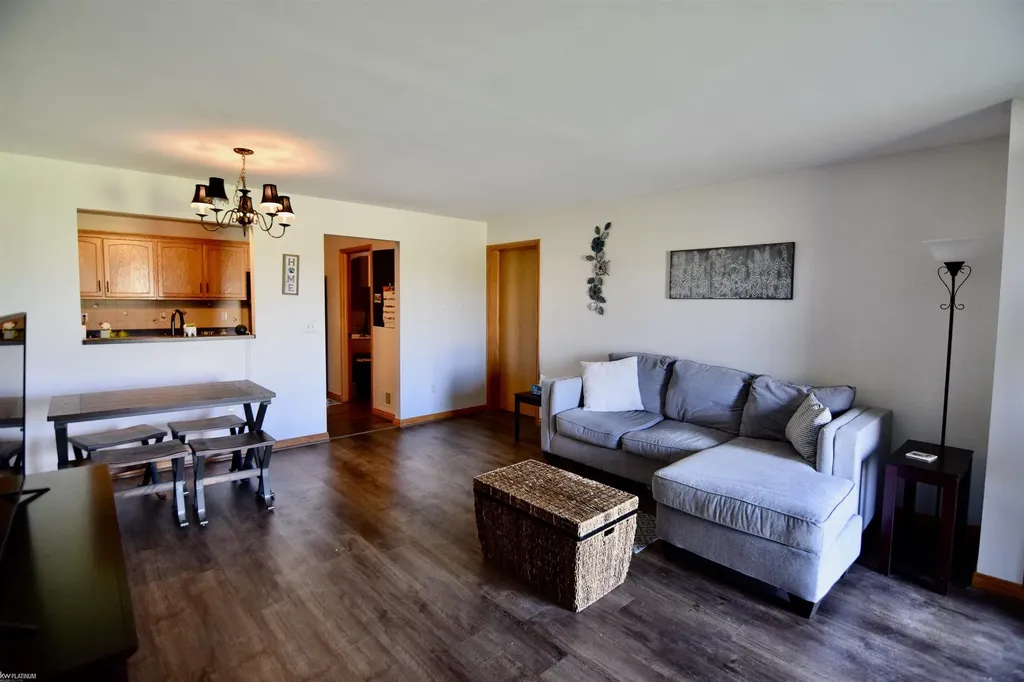28781 Berwick Court Chesterfield Township MI 48047