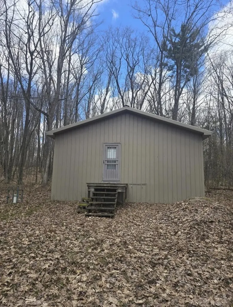 00 Woodsway Drive Hamilton Township MI 48625