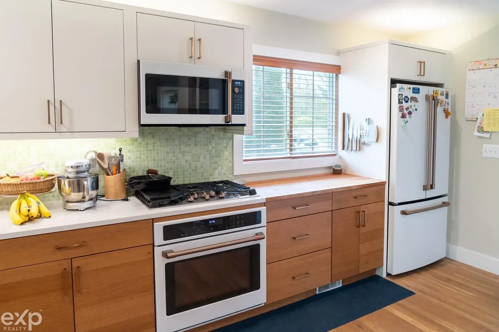 149 Orchardale Drive Rochester City MI 48309