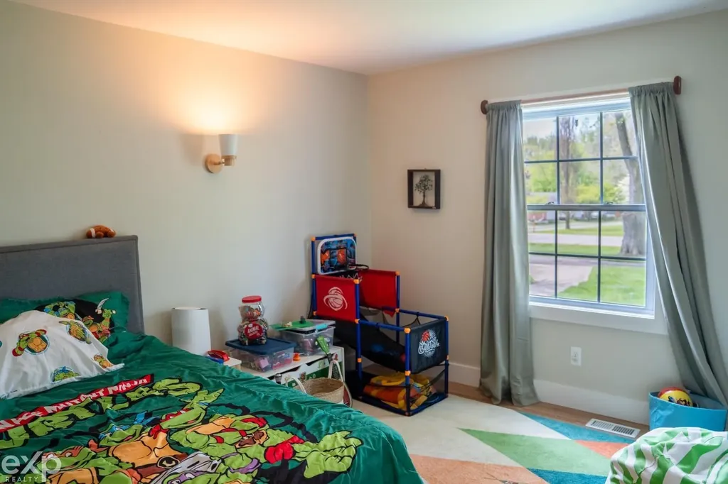149 Orchardale Drive Rochester City MI 48309