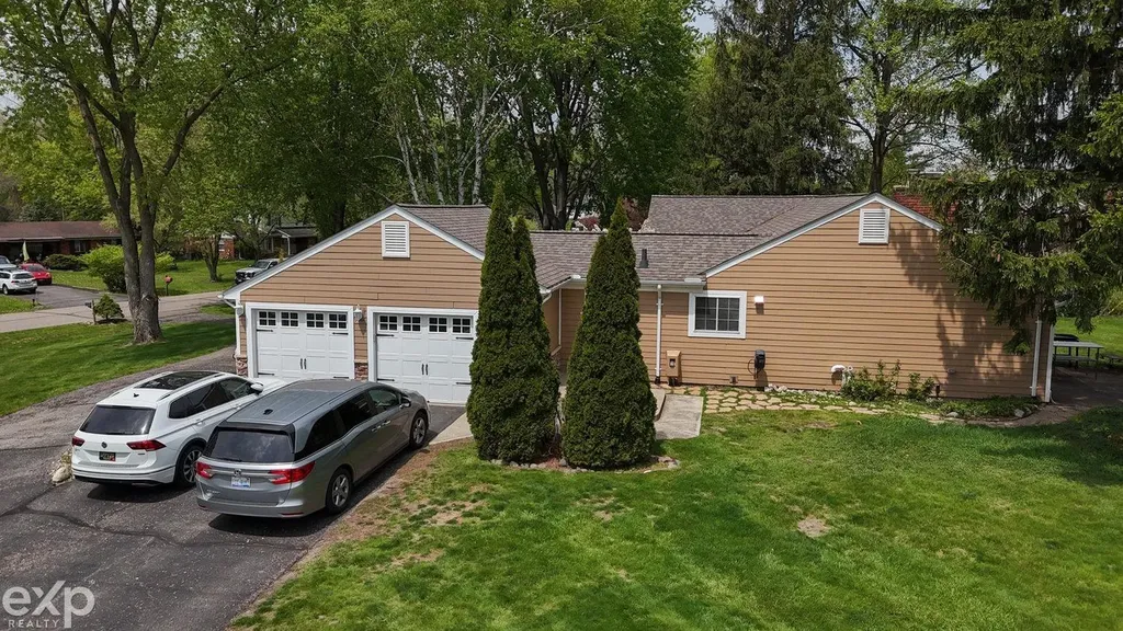 149 Orchardale Drive Rochester City MI 48309