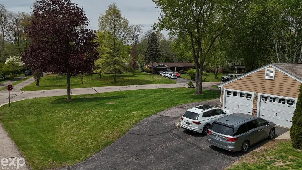 149 Orchardale Drive Rochester City MI 48309