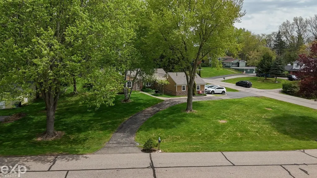 149 Orchardale Drive Rochester City MI 48309