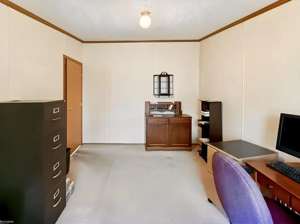 23344 Arlington Drive Clinton Charter Township MI 48036