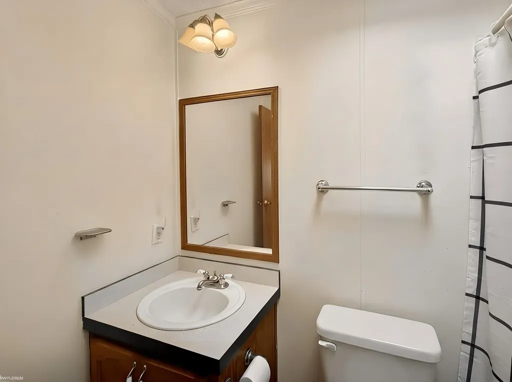 23344 Arlington Drive Clinton Charter Township MI 48036