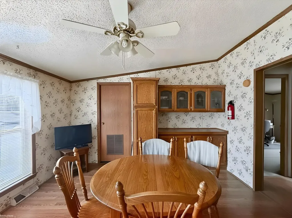 23344 Arlington Drive Clinton Charter Township MI 48036