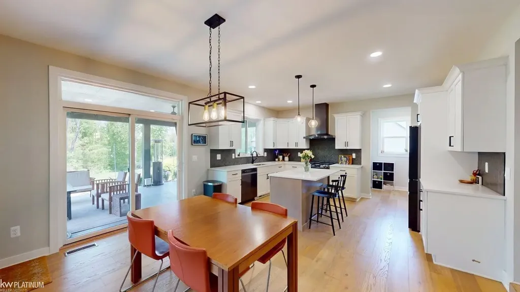 11847 Liberty Woods Drive Washington Township MI 48094