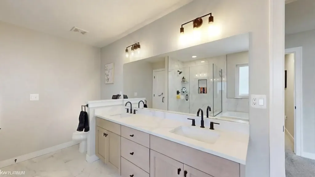 11847 Liberty Woods Drive Washington Township MI 48094