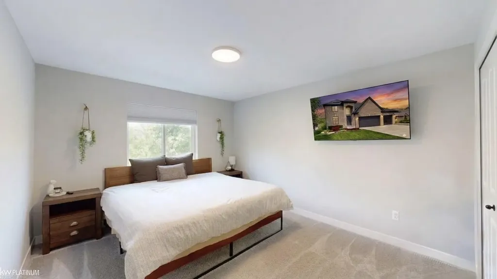11847 Liberty Woods Drive Washington Township MI 48094