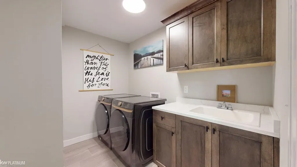 11847 Liberty Woods Drive Washington Township MI 48094