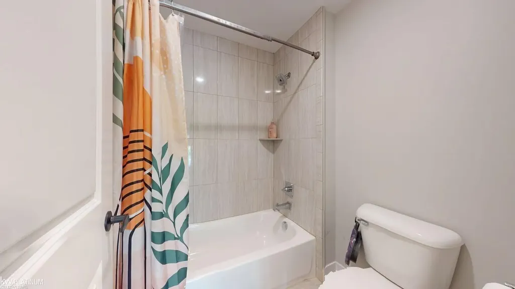 11847 Liberty Woods Drive Washington Township MI 48094