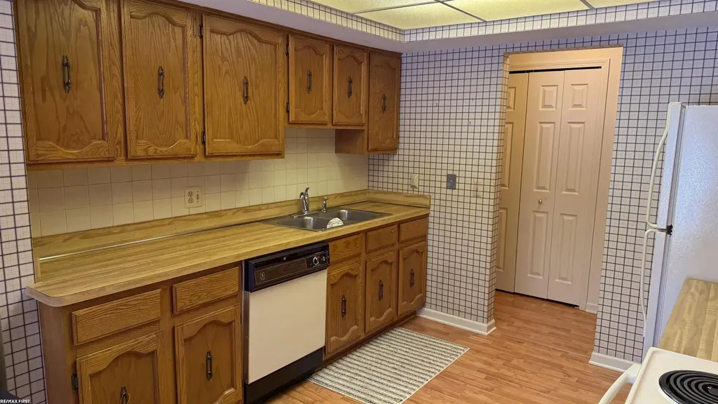 42188 Todd Mark Lane Clinton Charter Township MI 48038