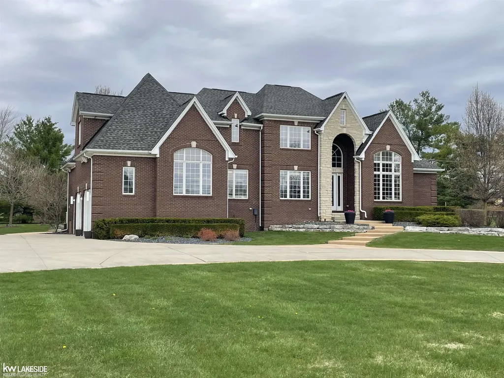 21901 31 Mile Road Ray Township MI 48096