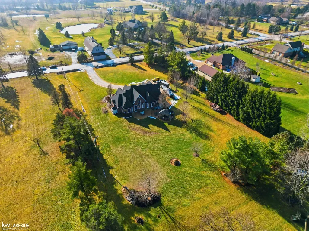 21901 31 Mile Road Ray Township MI 48096