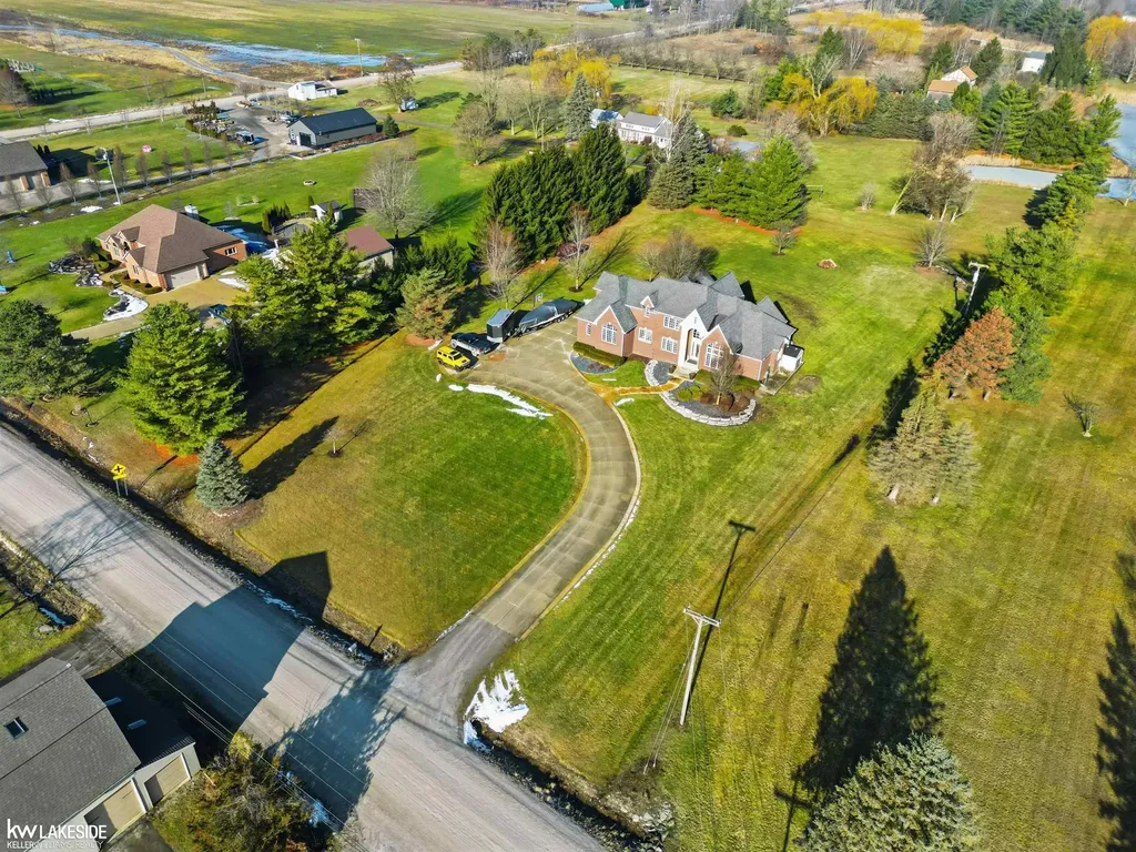 21901 31 Mile Road Ray Township MI 48096