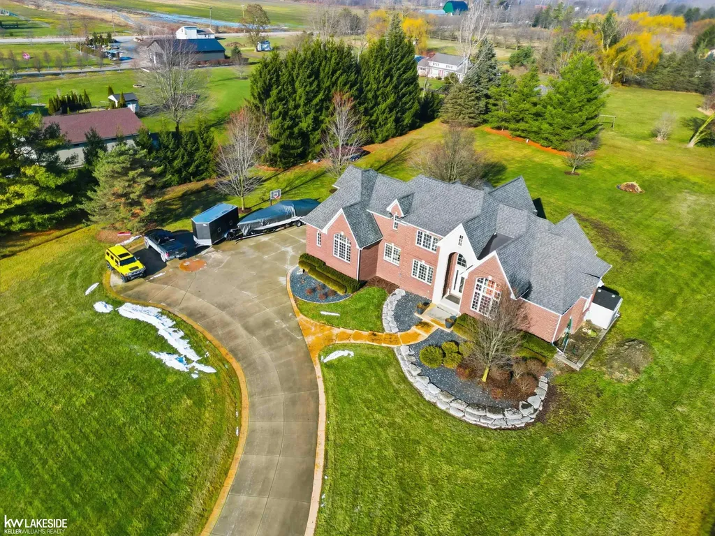 21901 31 Mile Road Ray Township MI 48096