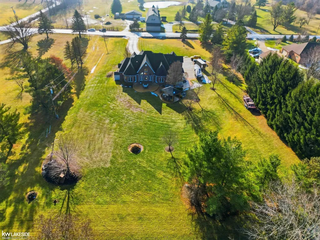 21901 31 Mile Road Ray Township MI 48096
